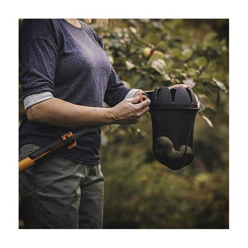 Fiskars Extendable Fruit Picker Tool 144 340160-1001 - Cheap Fitting