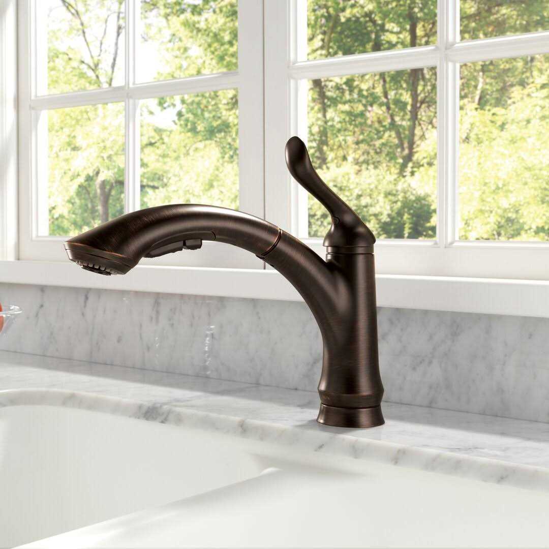 Delta 4353-DST Linden Single Handle Pull-Out Kitchen Faucet - Cheap Fitting