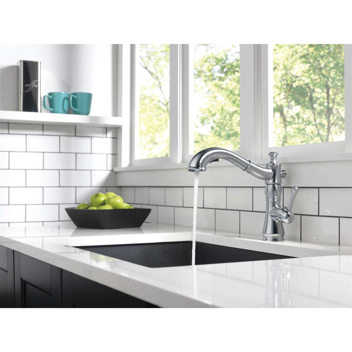 Delta Cassidy Single Handle Pull-Out Kitchen Faucet 4197 - Cheap Fitting