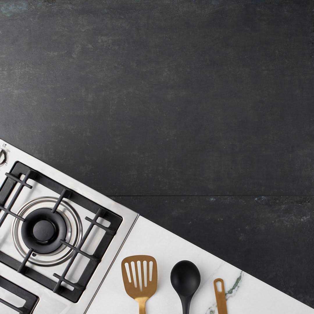 Ivy Hill Tile Mantis Black Gold 23.62 in. x 47.24 in. Matte Porcelain Floor and Wall Tile - Cheap Fitting