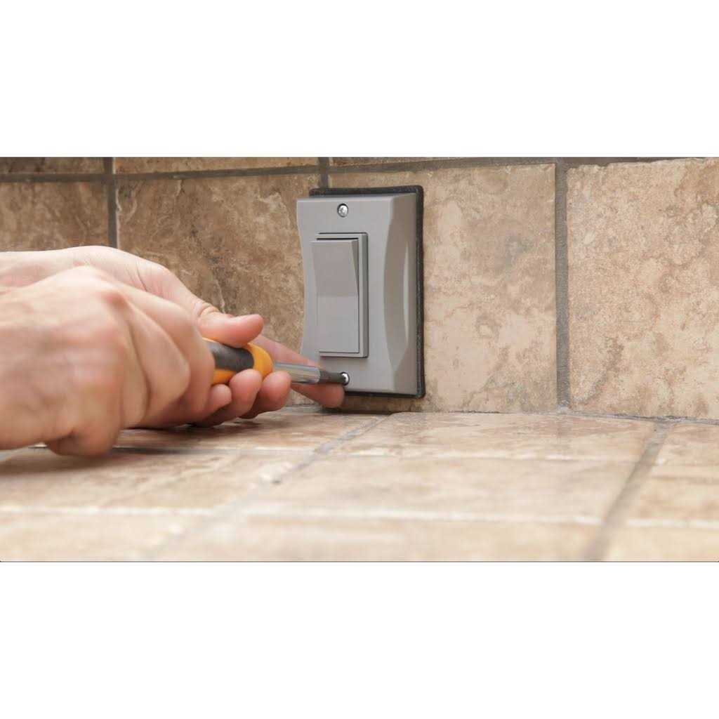 Hubbell-Raco Weatherproof Cover 1-Gang Decora Switch 5123-0 - Cheap Fitting