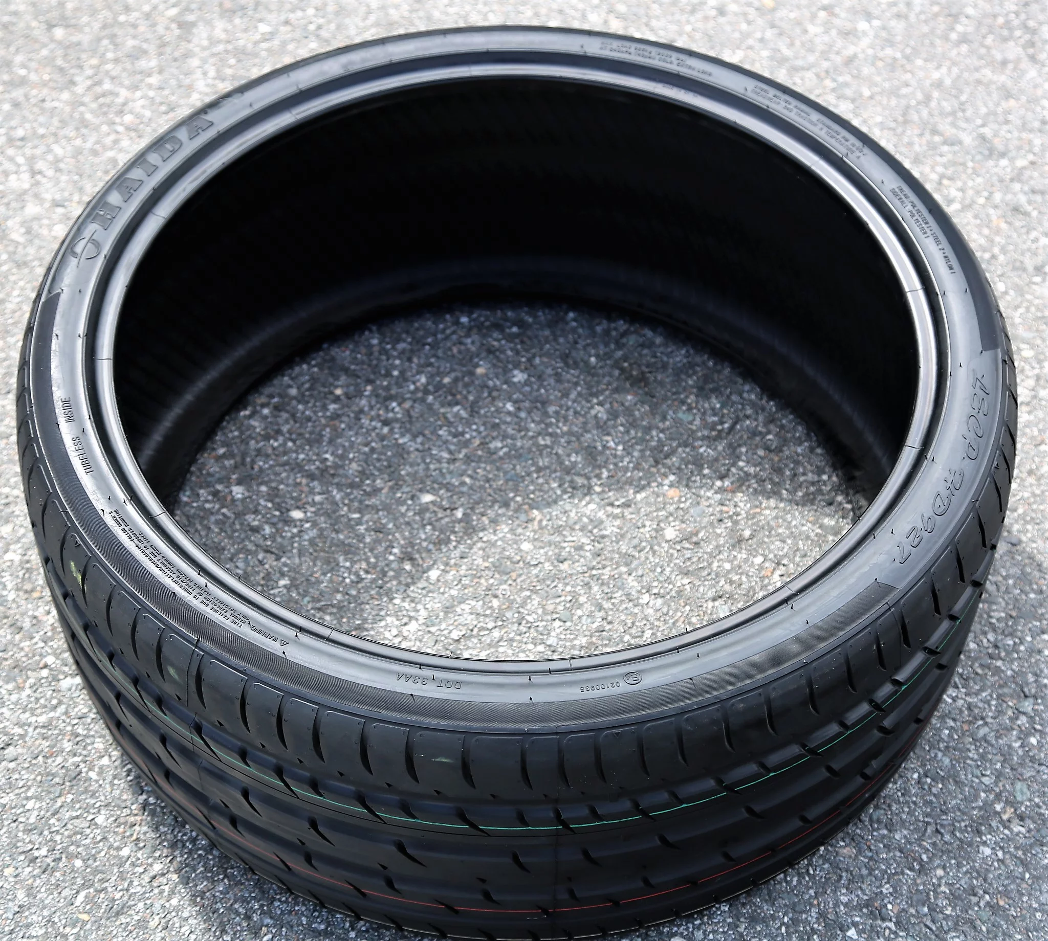 Haida HD927 265/40R21 ZR 105W XL High Performance Tire - Cheap Fitting