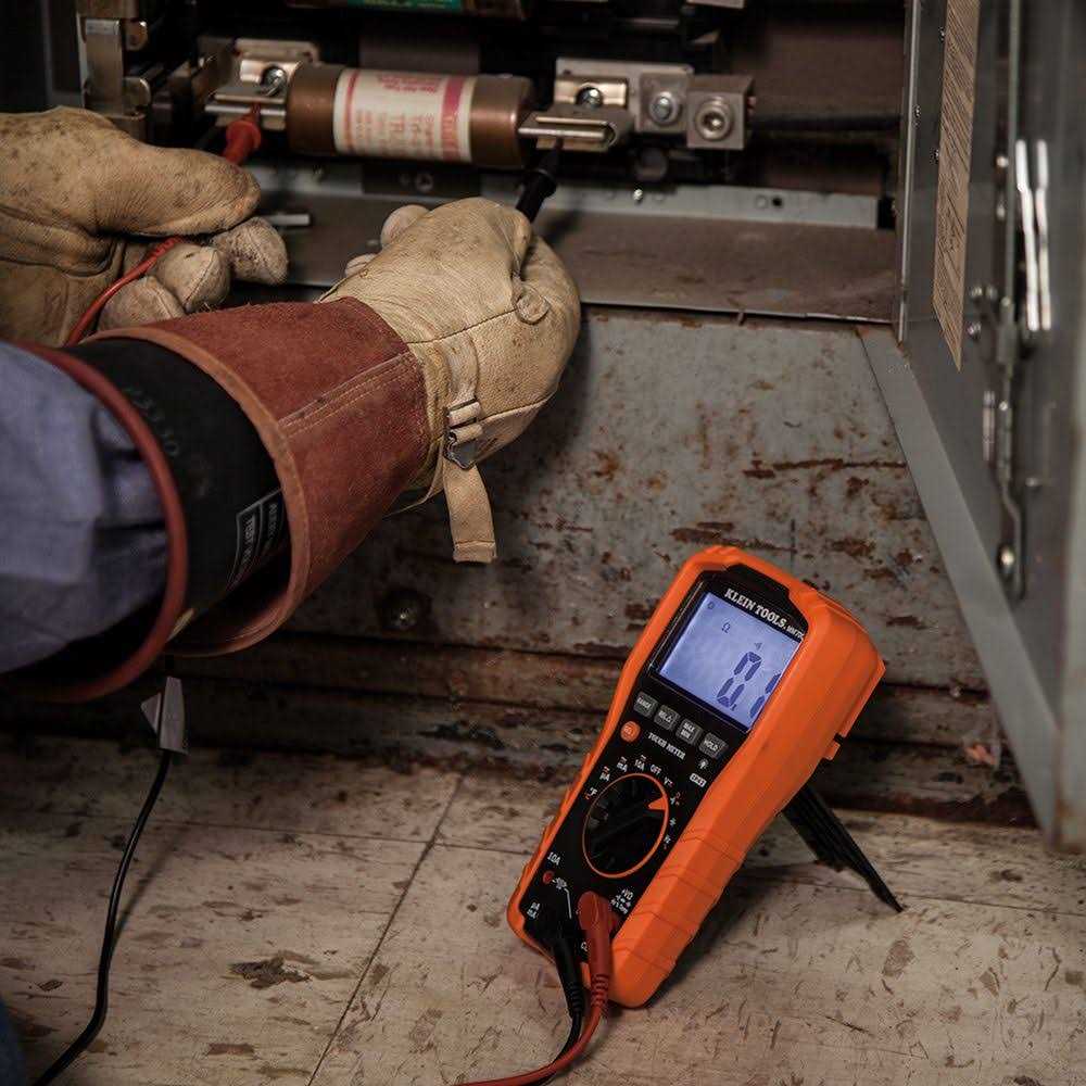 Klein Tools MM700 Digital Multimeter - Cheap Fitting