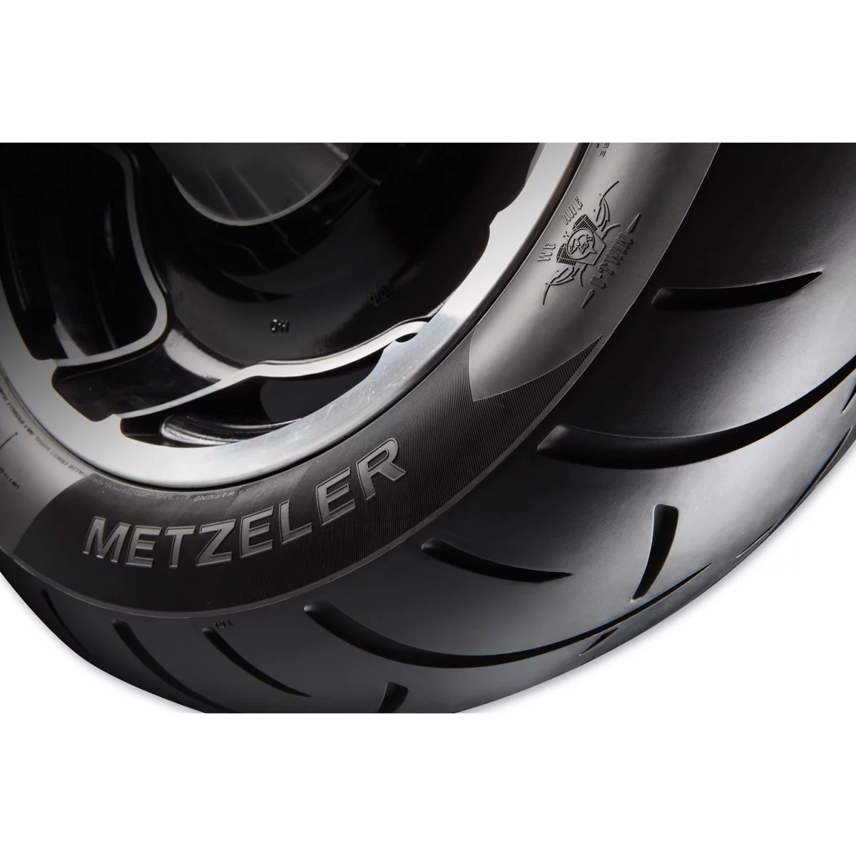 Metzeler Me888 Marathon Ultra Front Motorcycle Tire 120/70B-21 (68H) Black Wall - Cheap Fitting
