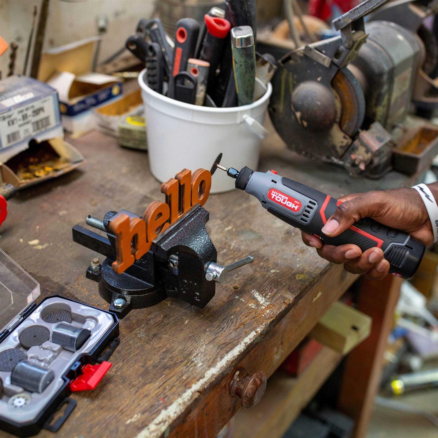 Hyper Tough 12V Max* Lit-Ion Cordless Variable Speed Rotary Tool, 40 Accessories, with 1.5Ah Battery and Charger - Cheap Fitting