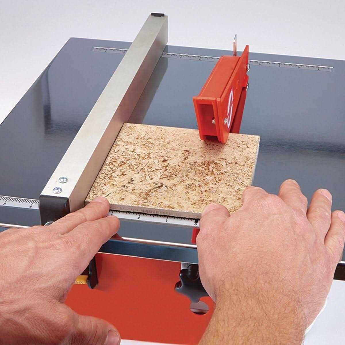 Chicago Electric Power Tools Chicago Electric 7 in. Portable Wet Cut Tile Saw 69231 - Cheap Fitting