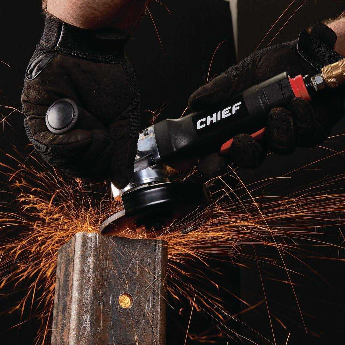 Chief Pneumatic 4-1/2 in. Professional Angle Grinder - Cheap Fitting