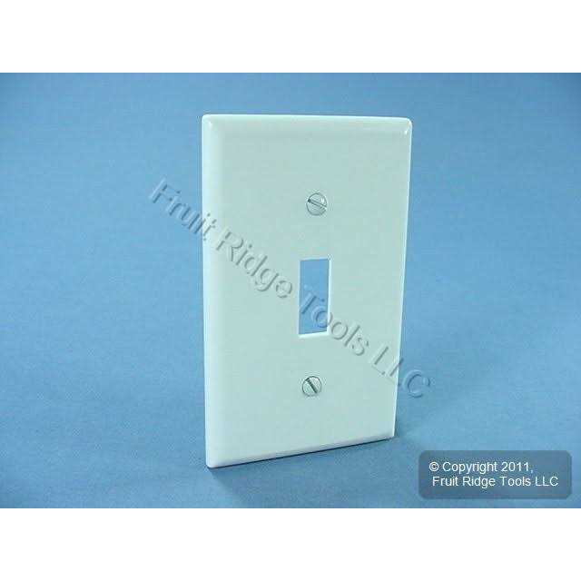 Leviton 1-Gang Toggle Switch Wallplate - Cheap Fitting