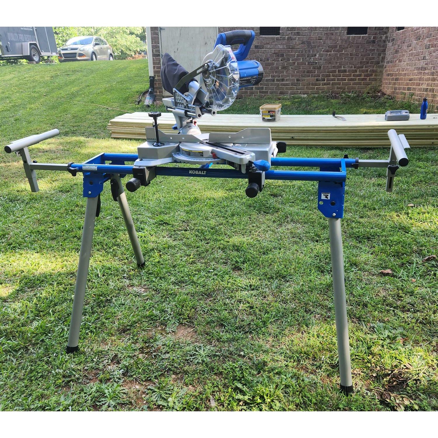 Kobalt Compact 10-Amp Single Bevel Sliding Compound Corded Miter Saw SM1817LW - Cheap Fitting