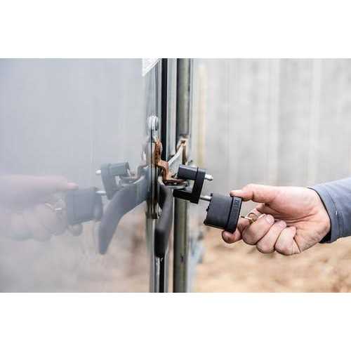 Commando Lock iChange Bolt Cutter Proof Steel Keyed Padlock - Cheap Fitting