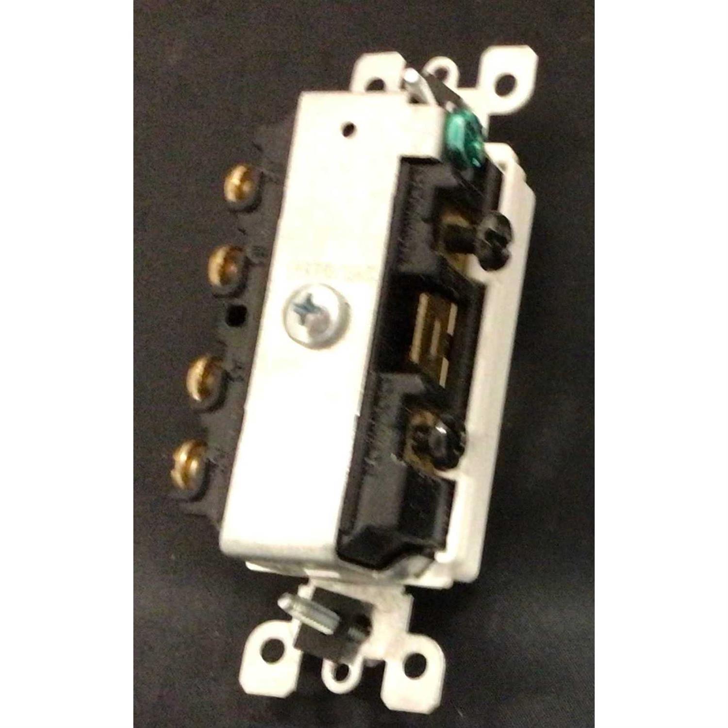Leviton Decora 15 amps 3-Way Rocker Switch - Cheap Fitting