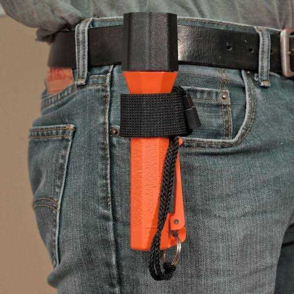 Klein Tools 5713 PowerLine Flashlight Holder - Cheap Fitting