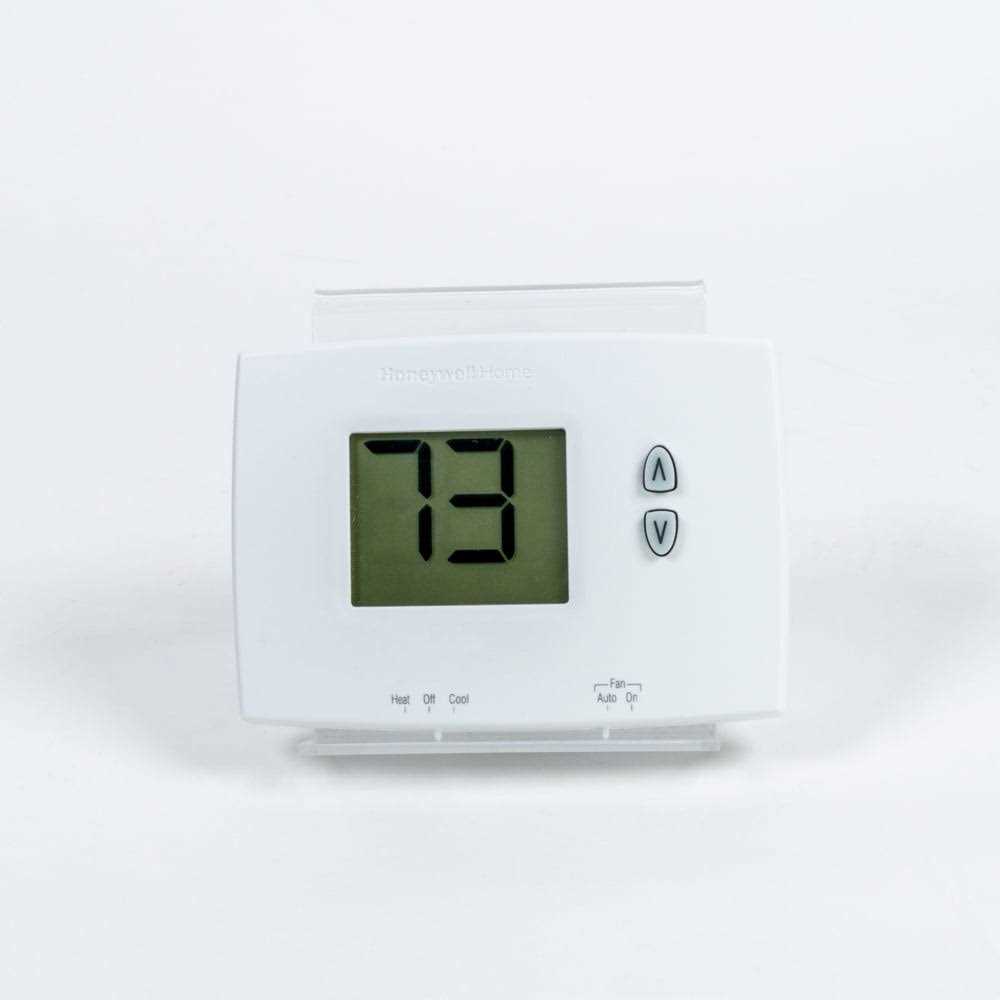Honeywell PRO TH1110E1000 E1 Non-Programmable Thermostat - Cheap Fitting