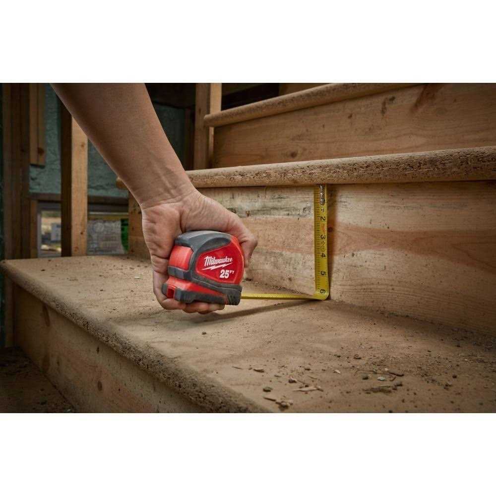 Milwaukee Compact Tape Measure 48-22 - Cheap Fitting