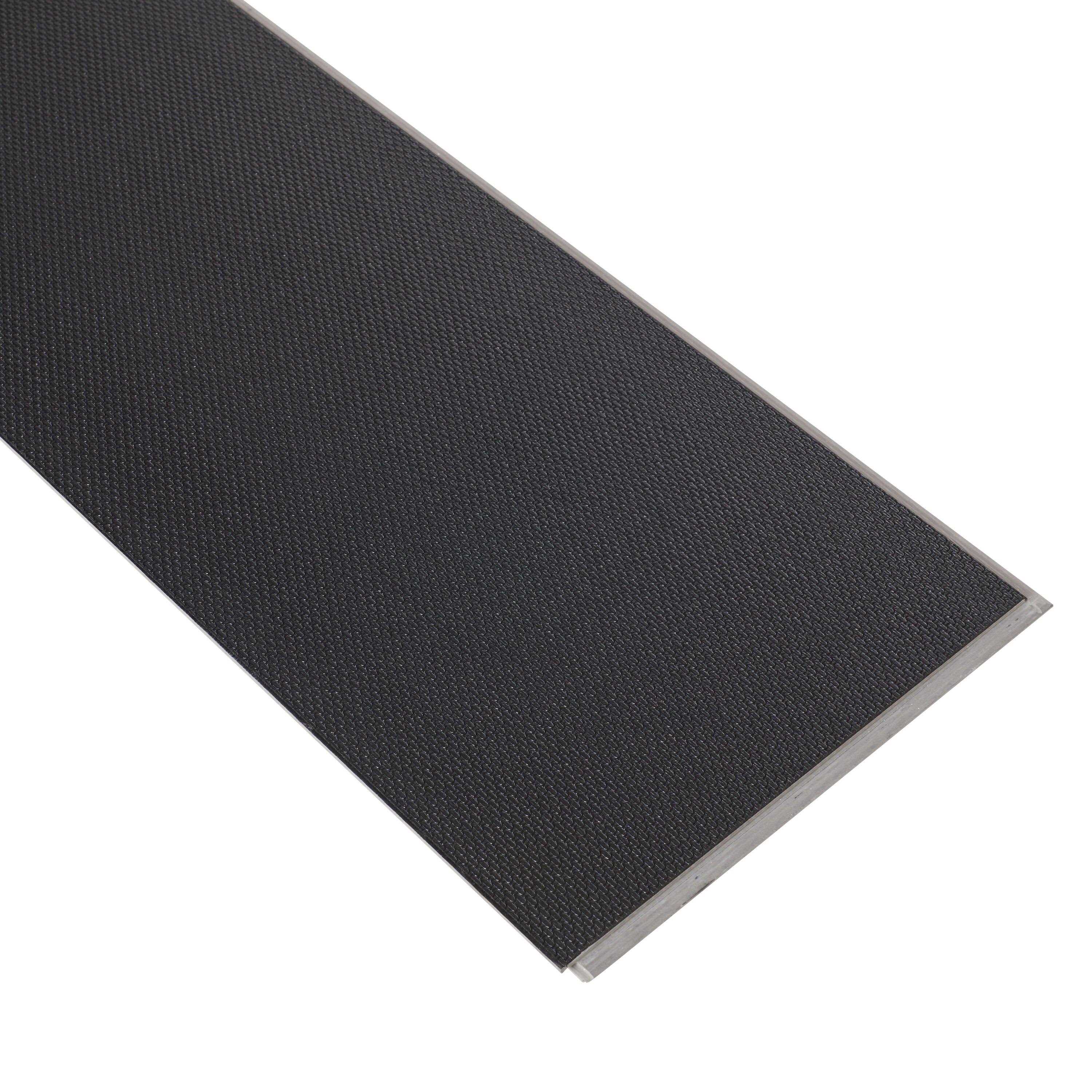 Bruce Forest Rain White Oak 7-7/16-in W x 1/4-in T x Varying Length Wirebrushed Engineered Hardwood Flooring WLCBRFR72EK44W - Cheap Fitting