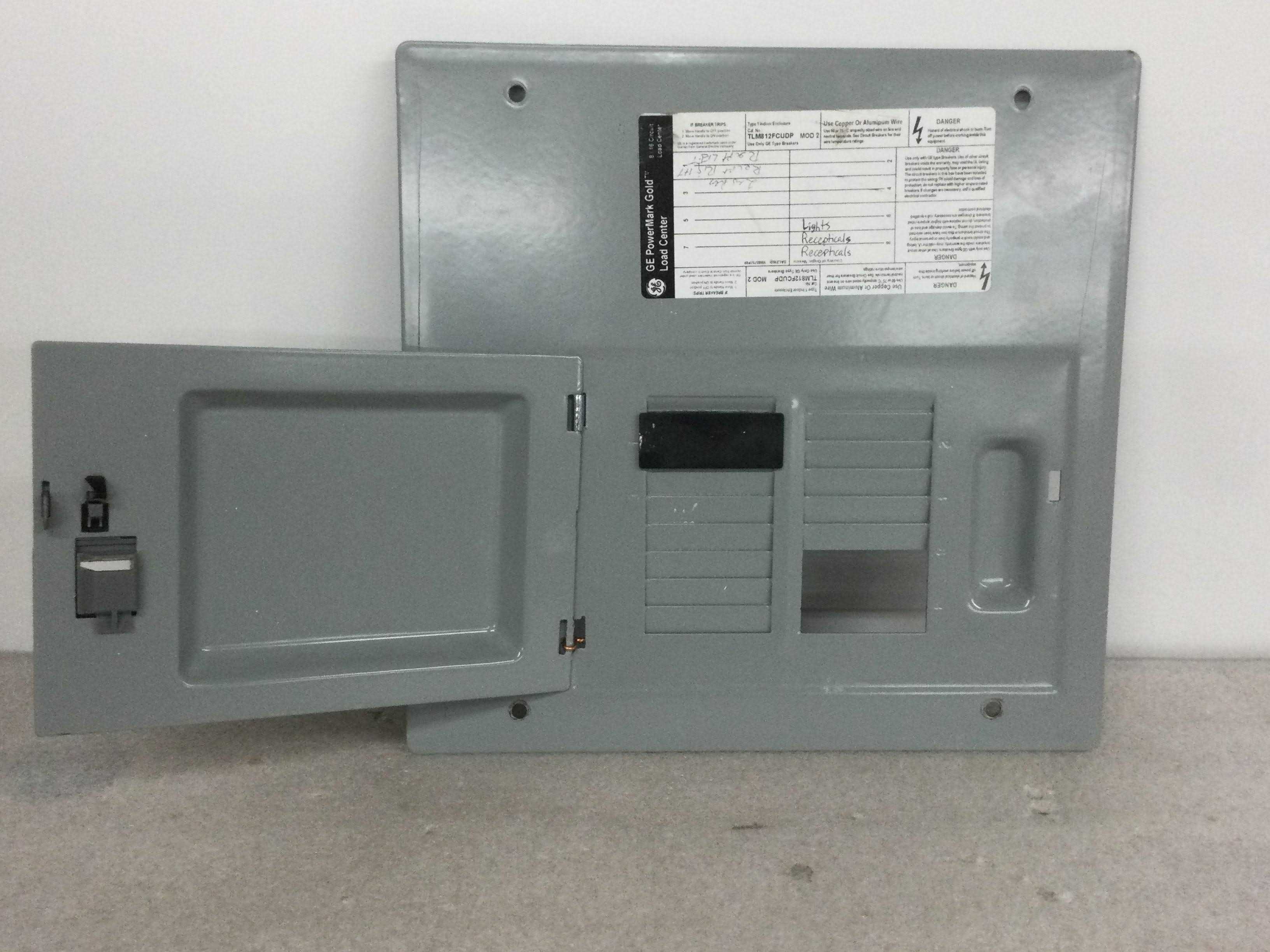 GE TLM812FCUDP Main Lug Convertible Load Center, 125A - Cheap Fitting