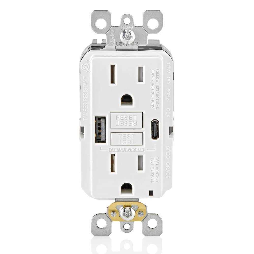Leviton GUAC1-W 15A SmartlockPro Self-Test GFCI Combination 24W Type A/C USB In-Wall Charger Outlet - Cheap Fitting