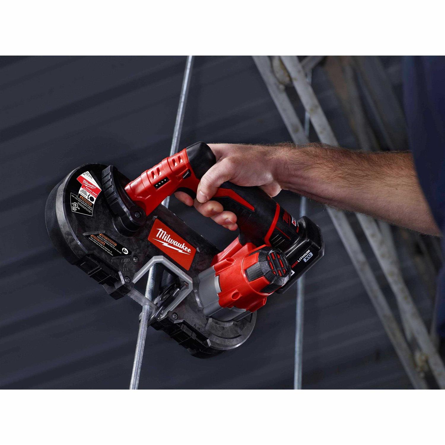 Milwaukee 2429-21XC M12 Cordless Sub-Compact Band Saw Kit - Cheap Fitting