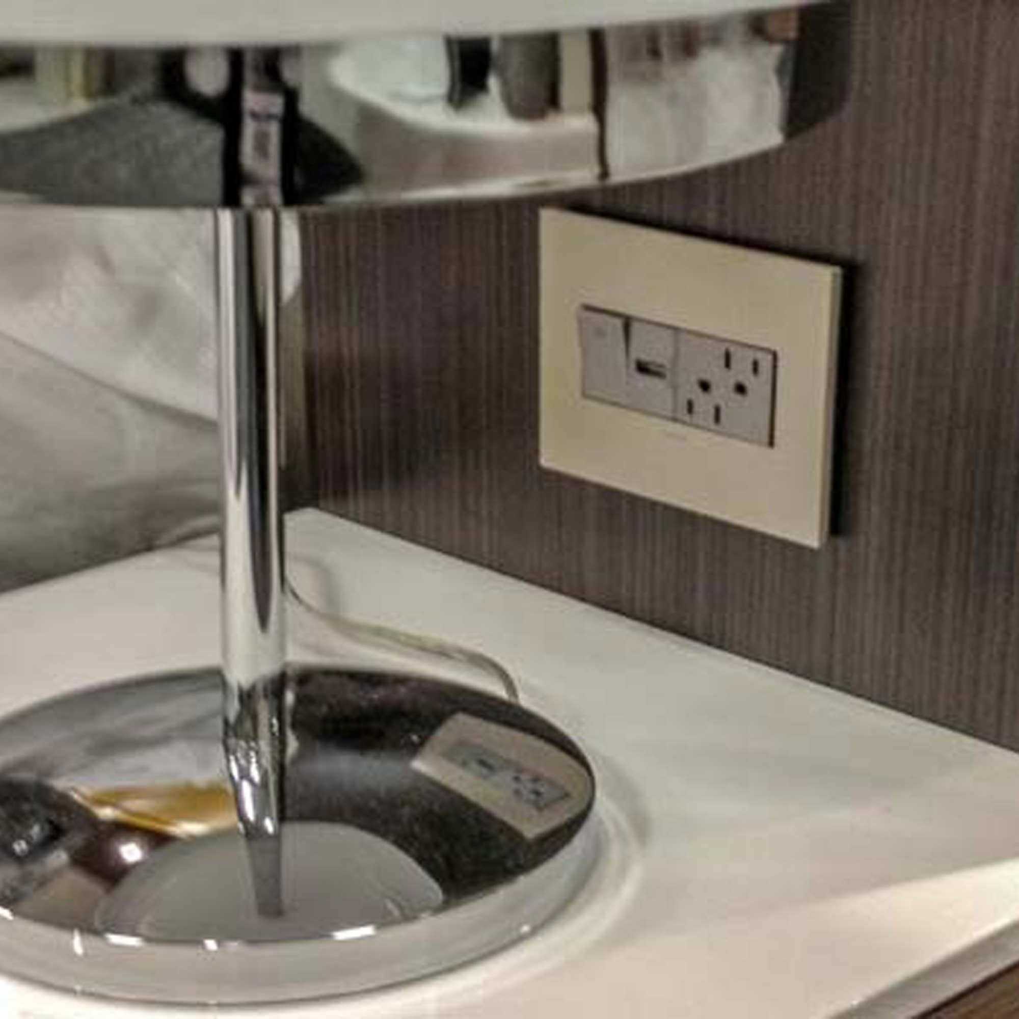 Legrand Adorne Paddle Switch ASPD1531W4 - Cheap Fitting