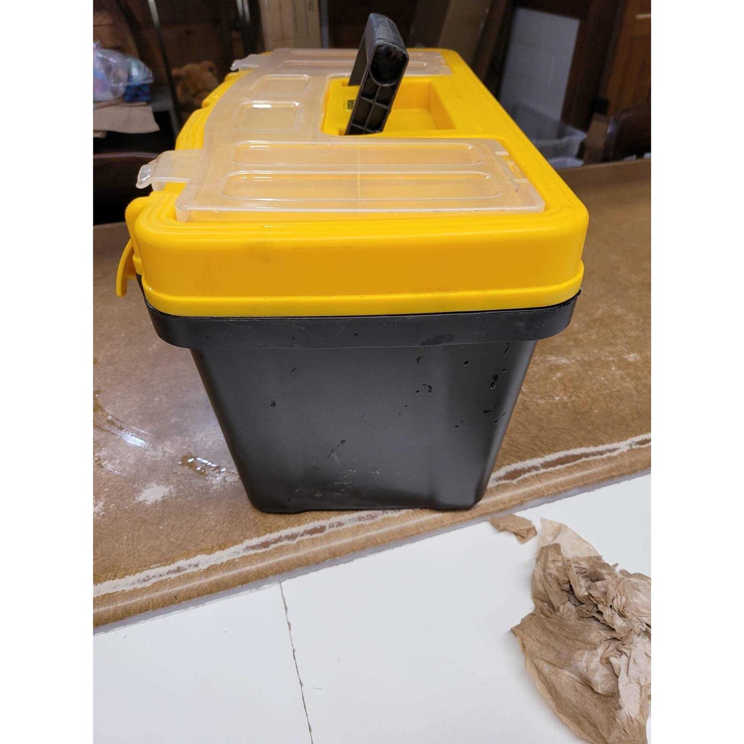 Voyager 19 In Toolbox with Top Tray	Voyager 19 In Toolbox with Top Tray - Cheap Fitting