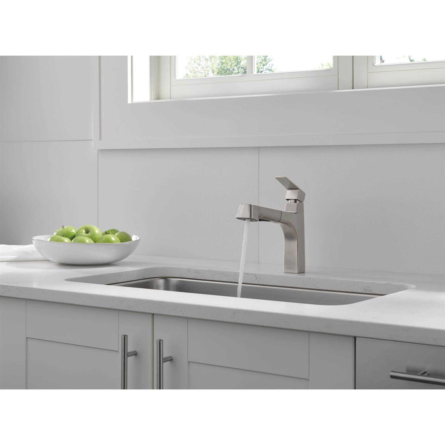 Peerless Xander Single Handle Pull-Out Kitchen Faucet - Cheap Fitting