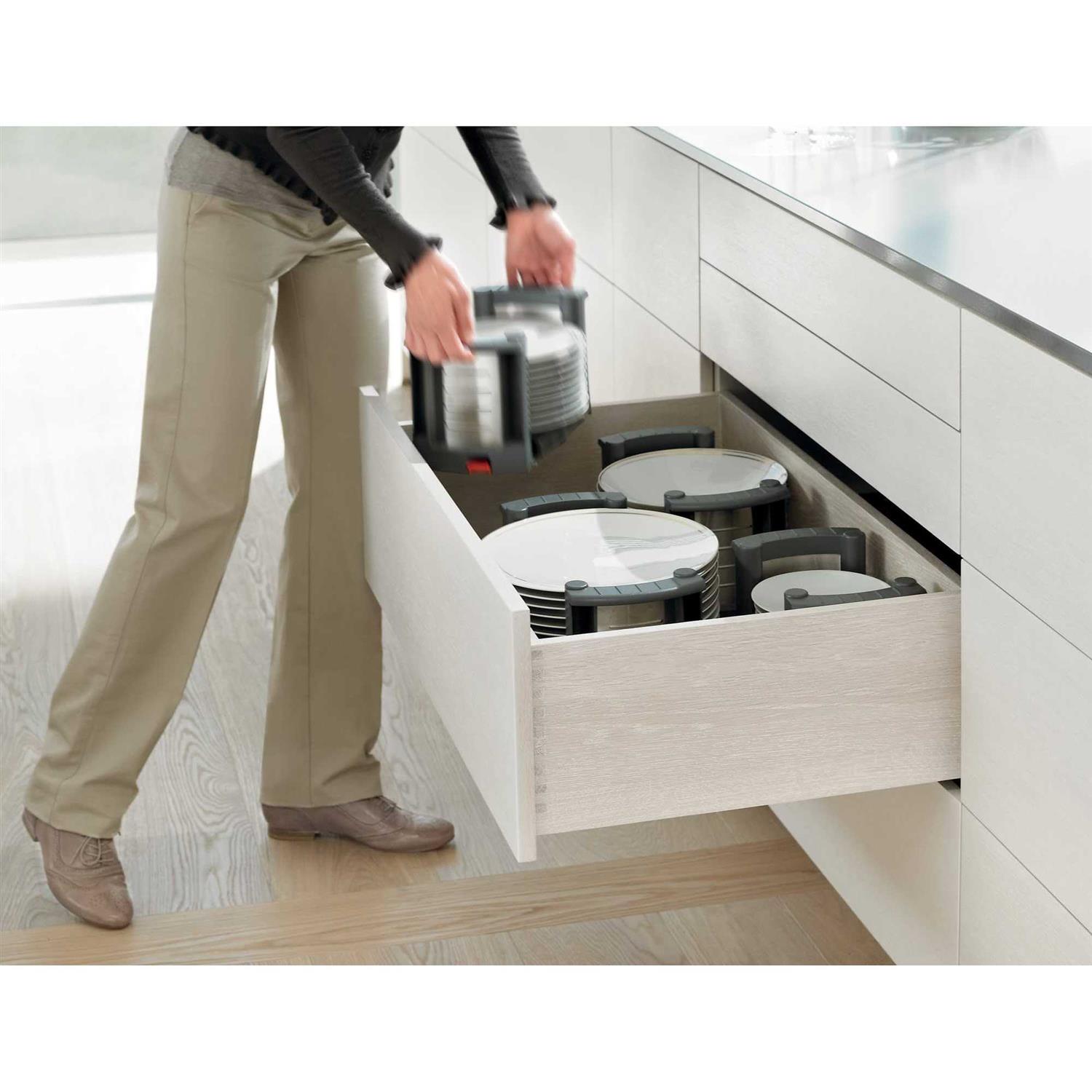 Blum 769.6860S Blum B769.6860S Movento Heavy Duty 27 Inch Full Extension Undermount Concealed Drawer Slides with 170 lbs. Weight Capacity and Soft - Cheap Fitting