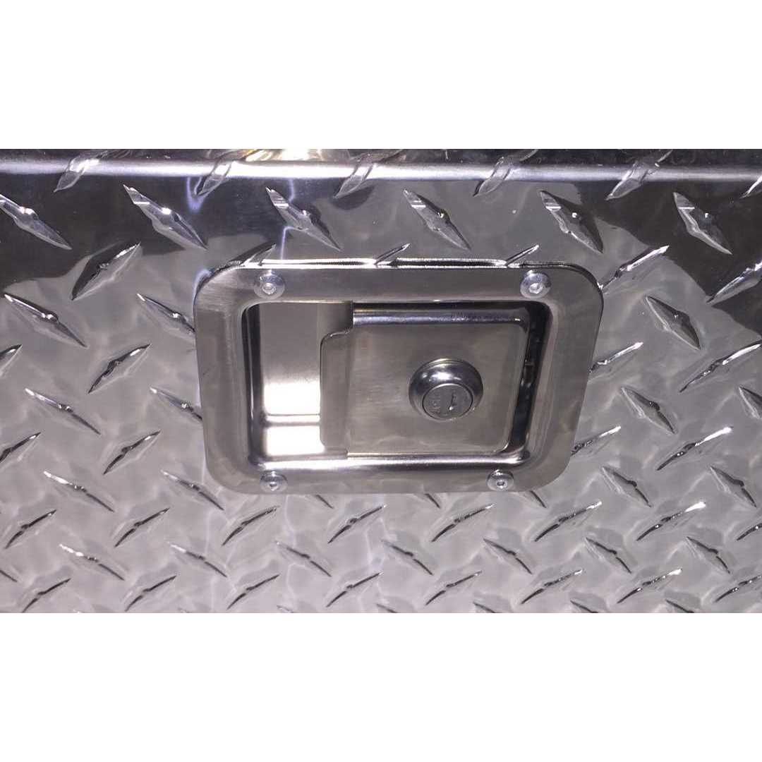 Hornet Outdoors Large Universal Fit Diamond Plate Aluminum Tool Box - Cheap Fitting