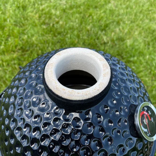 Woodeze 13-Inch Kamado Grill - Cheap Fitting