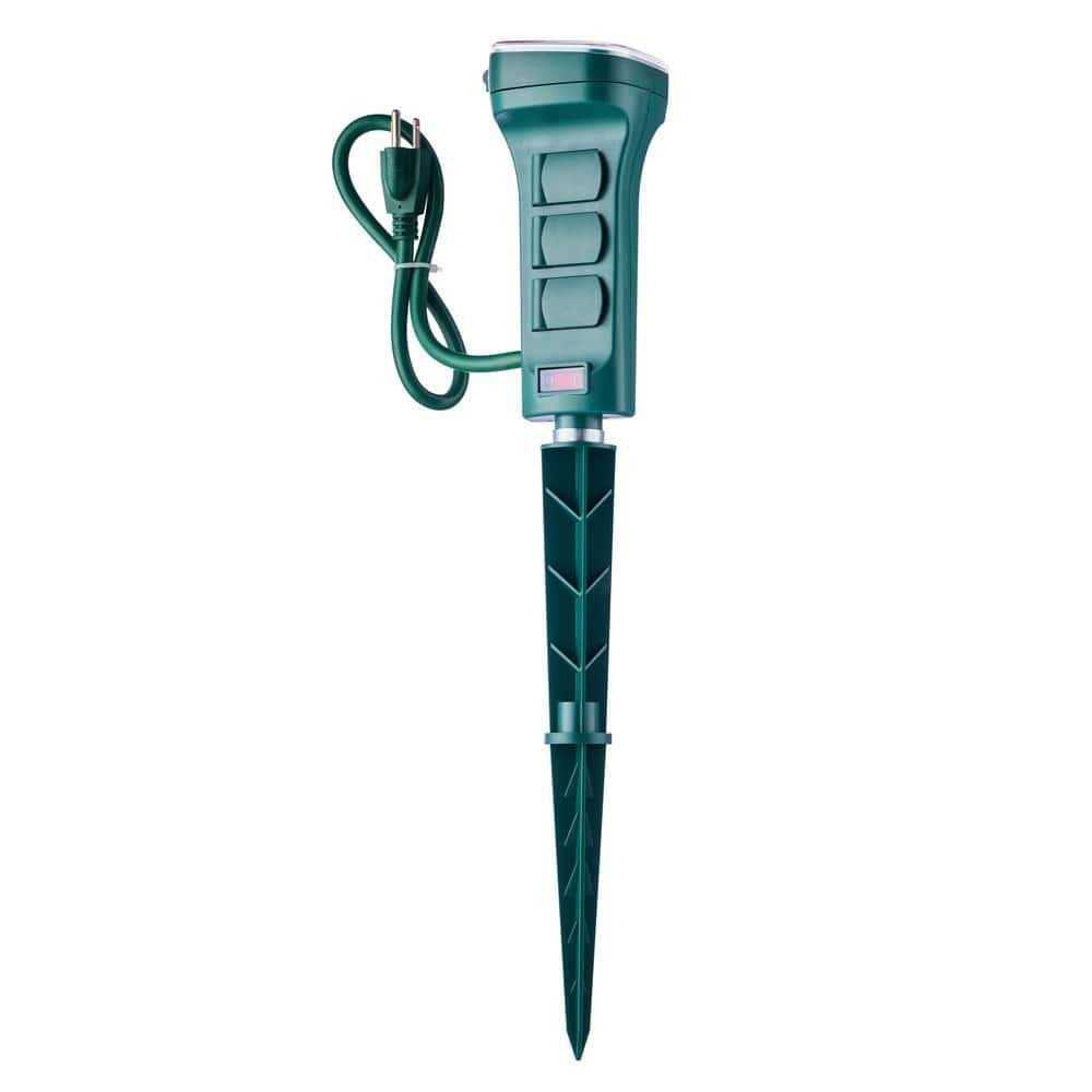 Defiant Smart Outdoor 4 ft. 6-Outlet Power Stake Powered by Hubspace - Cheap Fitting