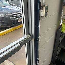 Global Industrial Single Folding Security Gate - Cheap Fitting