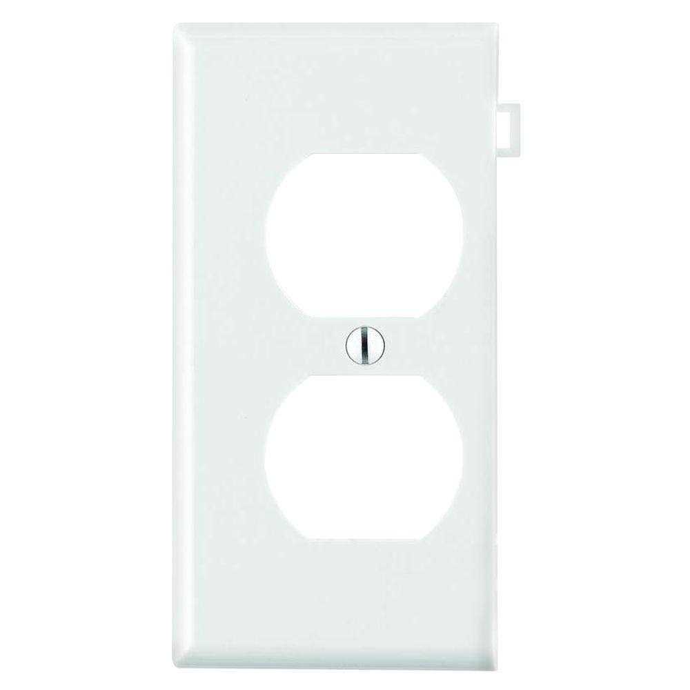Leviton Duplex Receptacle Sectional Wallplate PSE8-W - Cheap Fitting