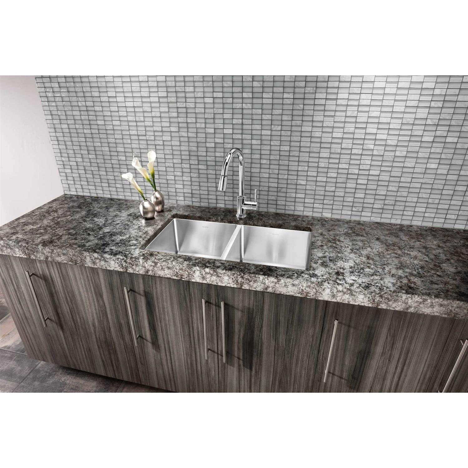 Top Knobs Hopewell Bar Pull M2421 - Cheap Fitting