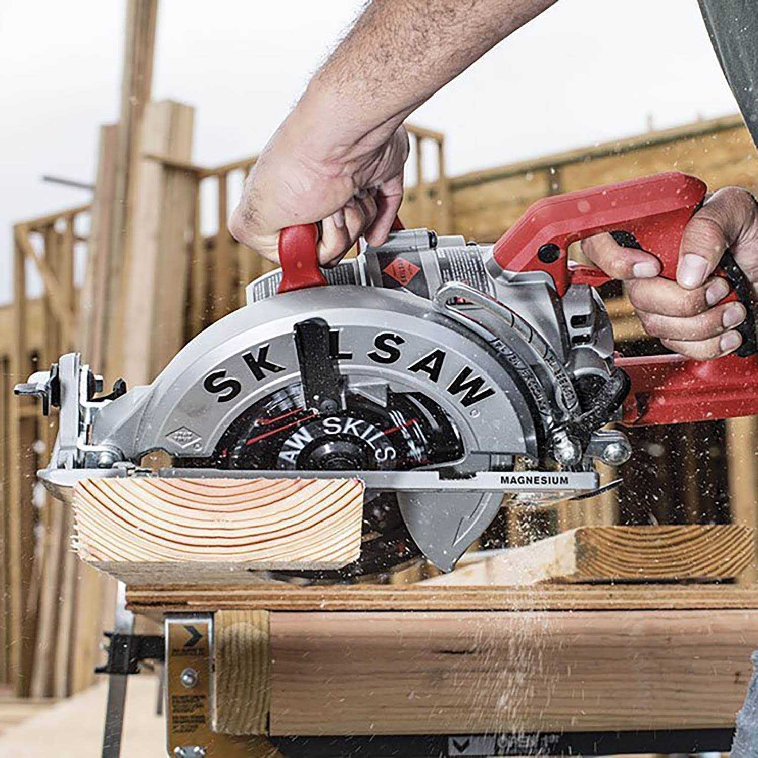 Skilsaw 7-1/4 in. Lightweight Magnesium Worm Drive Circular Saw 15 SPT77WML-01 - Cheap Fitting