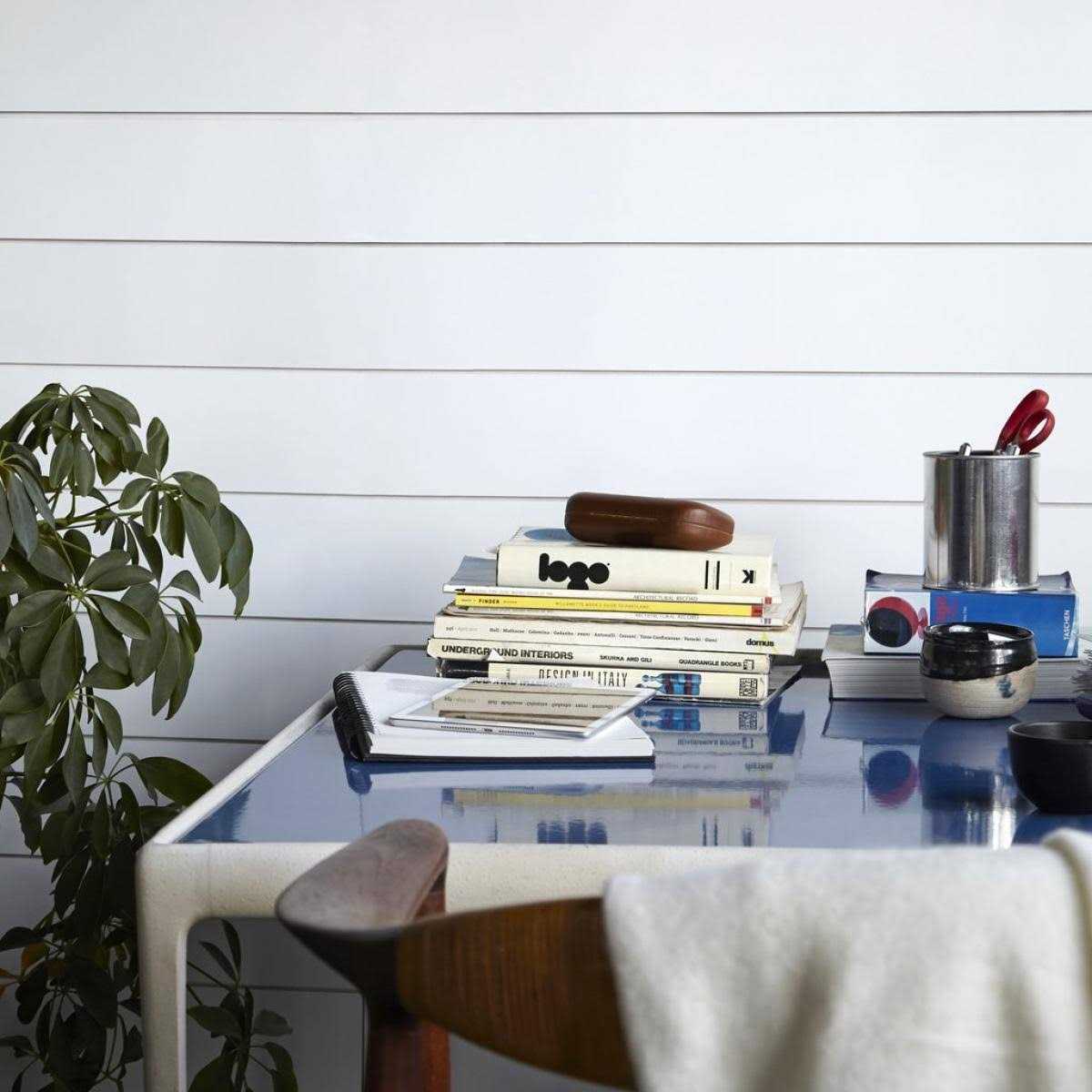 Timeline Shiplap Wood Wall Paneling - Cheap Fitting