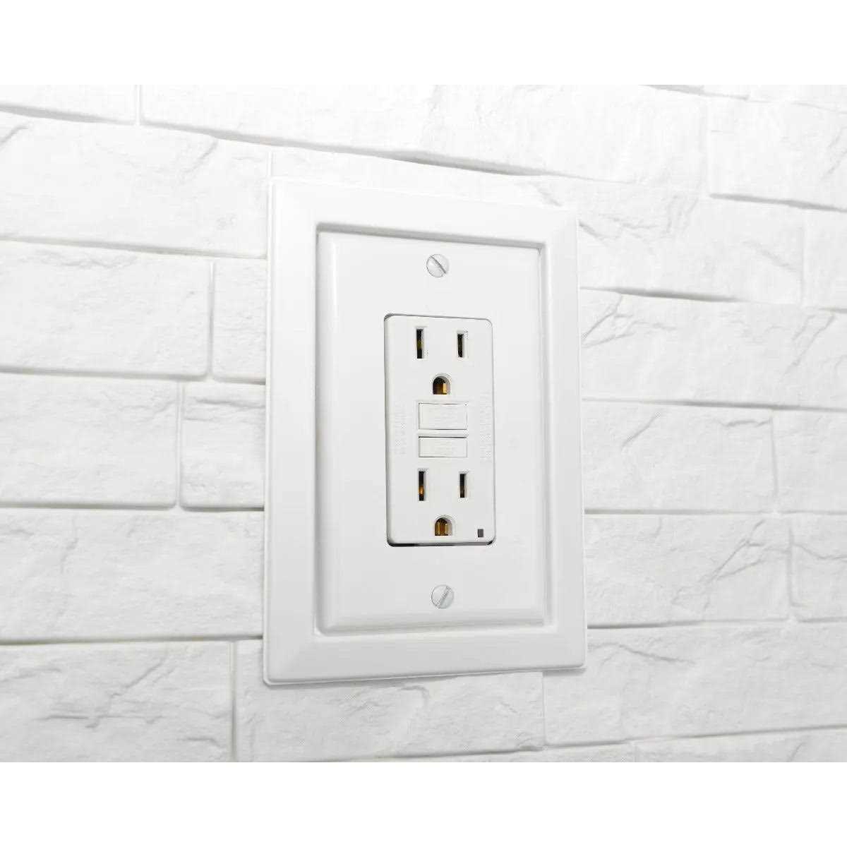 Innovera Décor by Palram Innovera Dcor Single Outlet Cover - Cheap Fitting