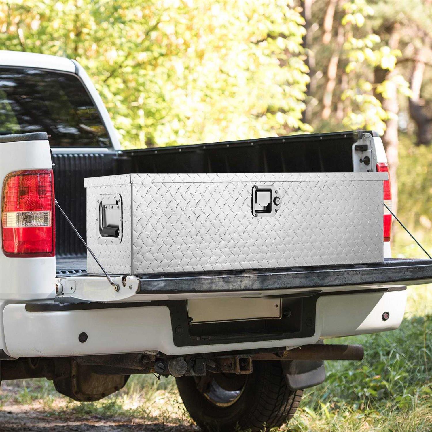 VEVOR Heavy Duty Aluminum Truck Bed Tool Box, Diamond Plate Tool Box with Side Handle and Lock Keys	VEVOR Heavy Duty Aluminum Truck Bed Tool Box, Diamond Plate Tool Box with Side Handle and Lock Keys - Cheap Fitting