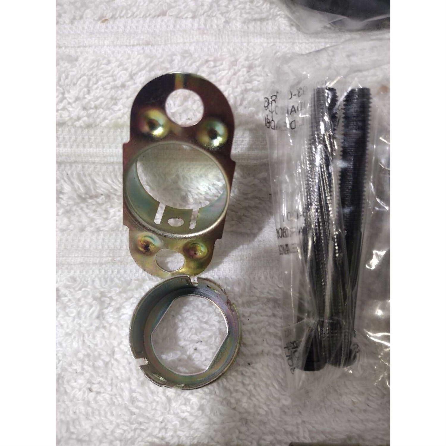 Kwikset Uptown Single Cylinder Deadbolt - Cheap Fitting