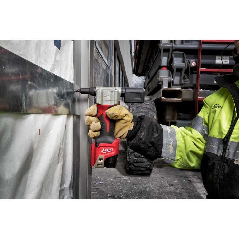 Milwaukee M12 Rivet Tool 2550-20 - Cheap Fitting