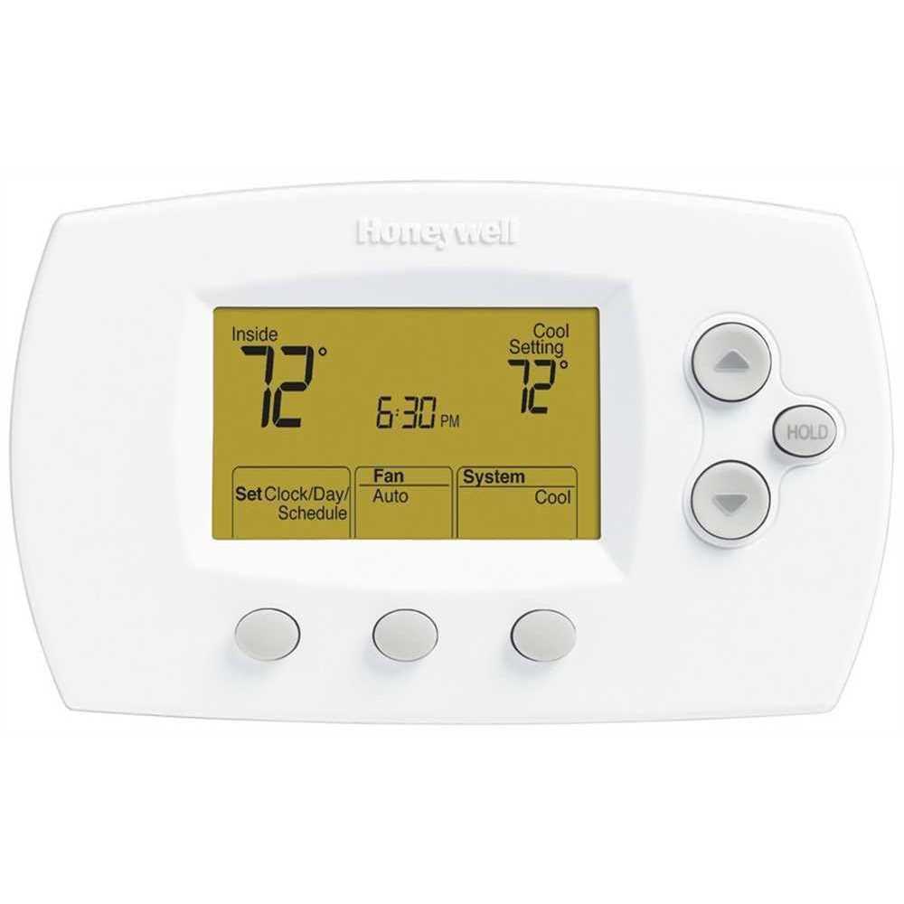 Honeywell TH6220D1028 FocusPRO Programmable Thermostat - Cheap Fitting
