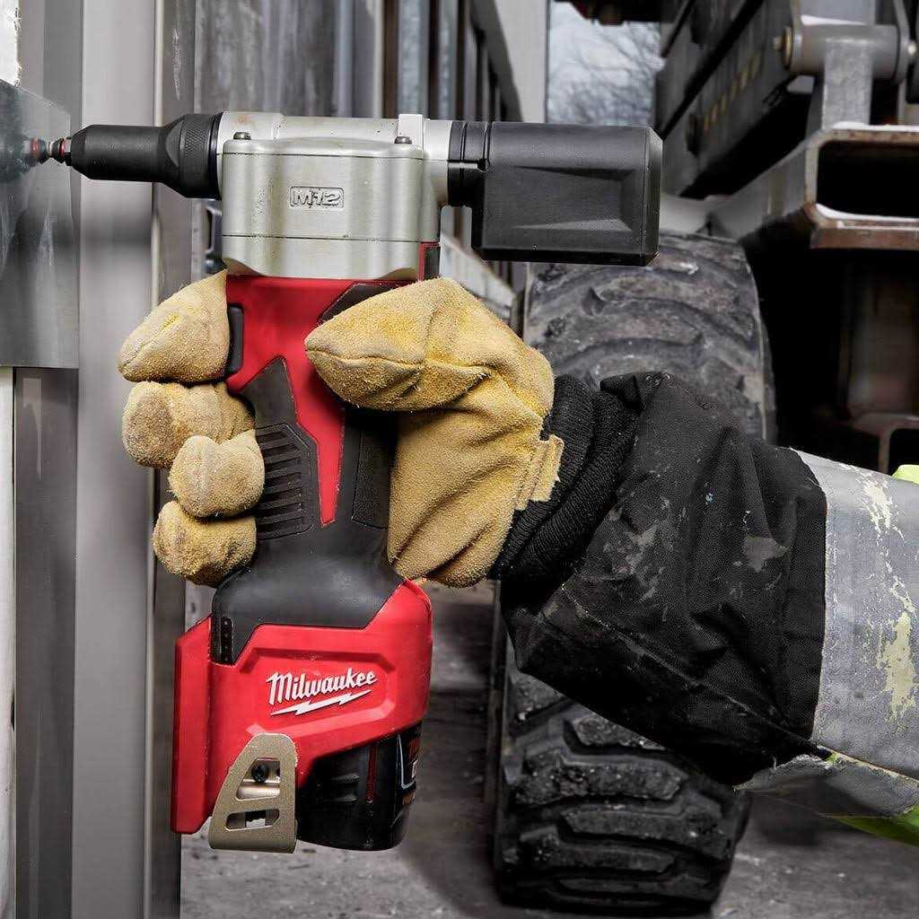 Milwaukee M12 Rivet Tool 2550-20 - Cheap Fitting