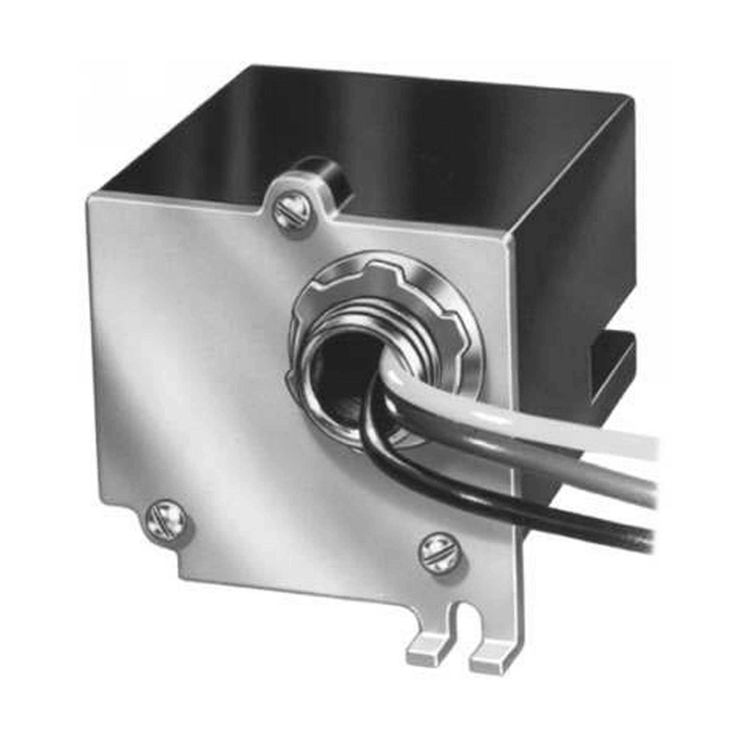 Honeywell R8225A1017 24V Fan Relay with SPDT Switching - Cheap Fitting