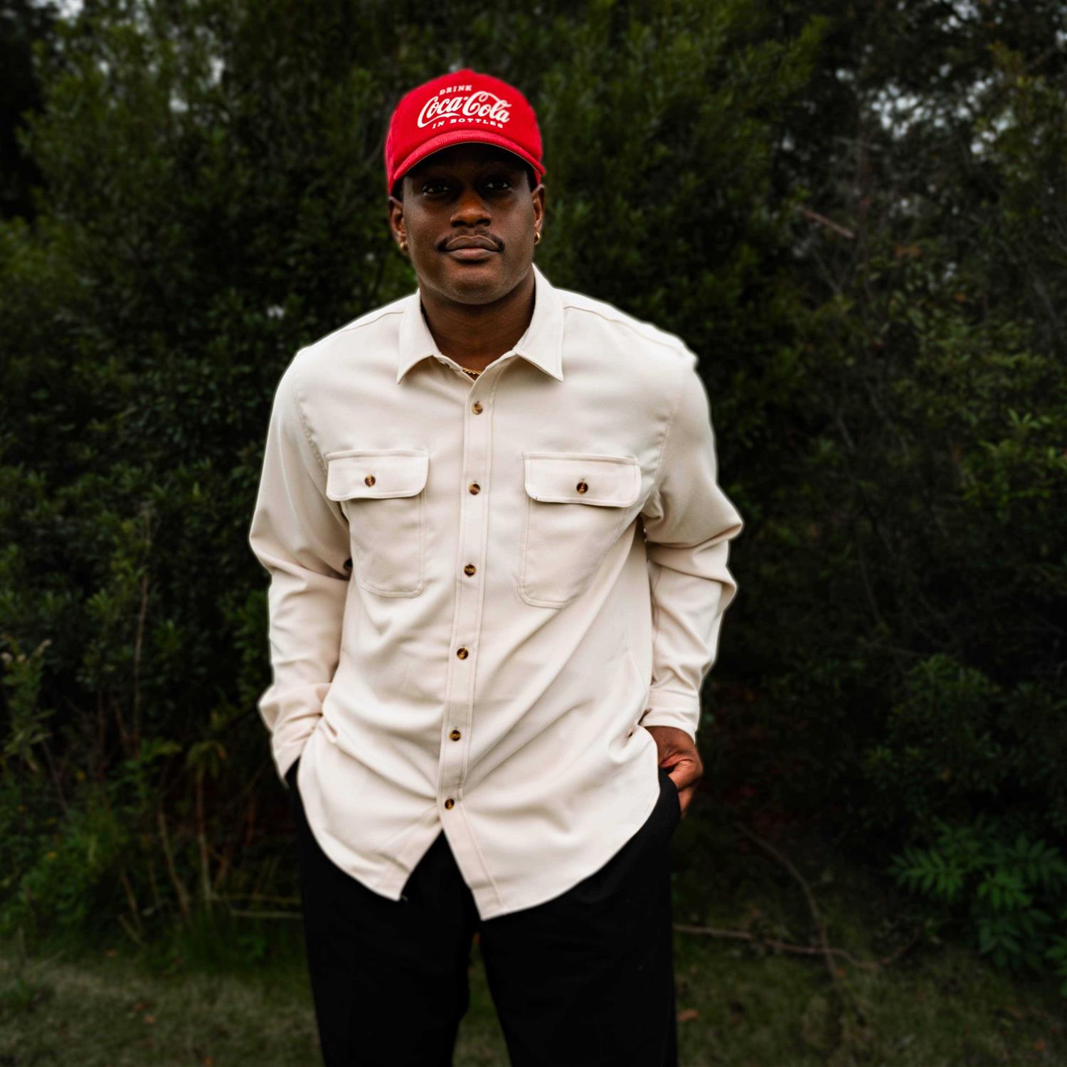 22 Rolling Weatherproof Equipment Case with Telescopic handle made of Polypropylene Plastic - Cheap Fitting