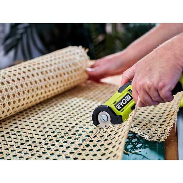 RYOBI USB Lithium Power Cutter Kit with 2.0 Ah USB Lithium Battery and Charging Cable - Cheap Fitting