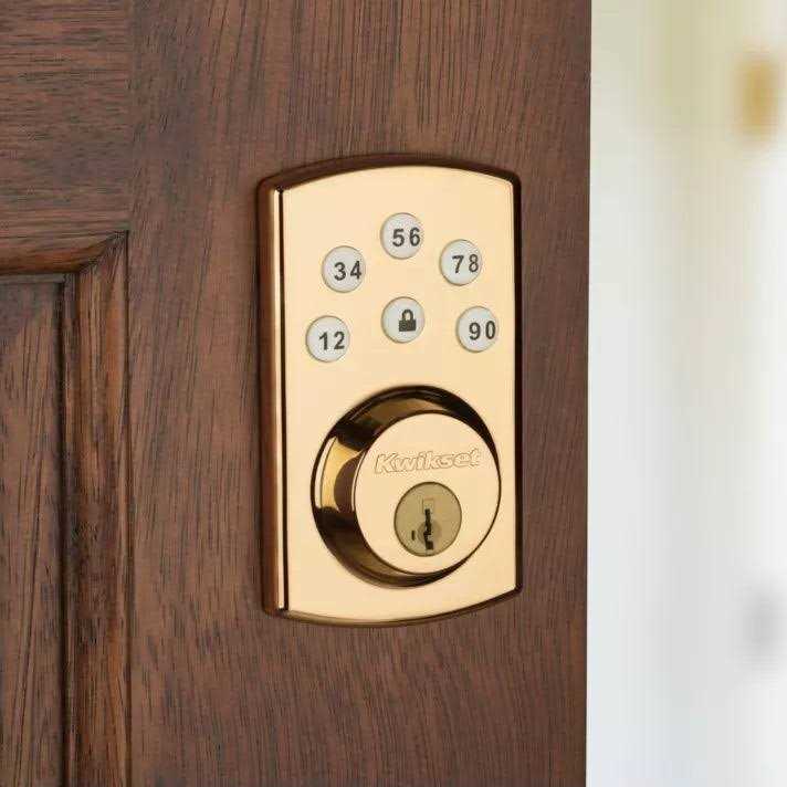 Kwikset Electronic Deadbolt - Cheap Fitting