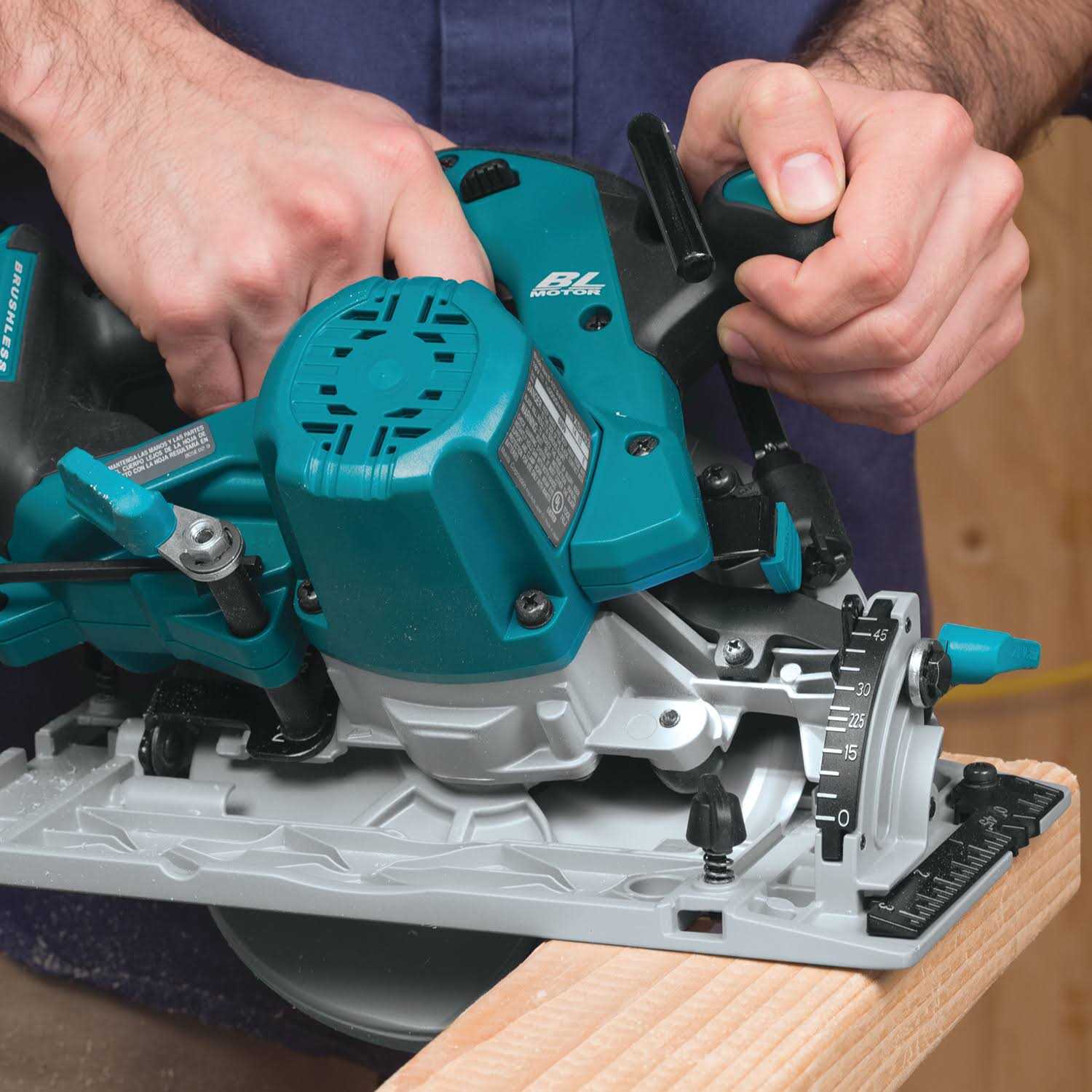Makita XSH03Z 18V LXT Lithium-Ion 6-1/2 Brushless Cordless Circular Saw - Cheap Fitting