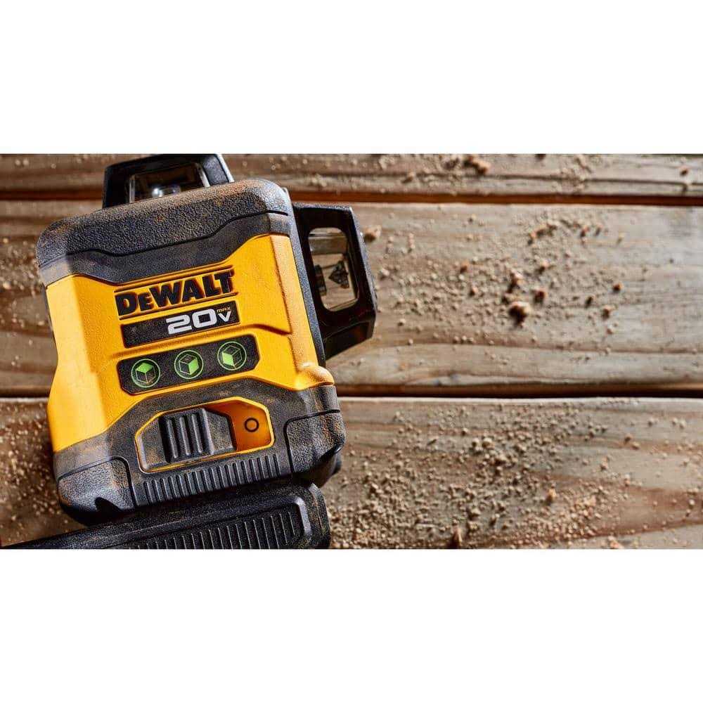 DEWALT DCLE34031D1 Atomic 20V 3×360 Line Laser Kit - Cheap Fitting