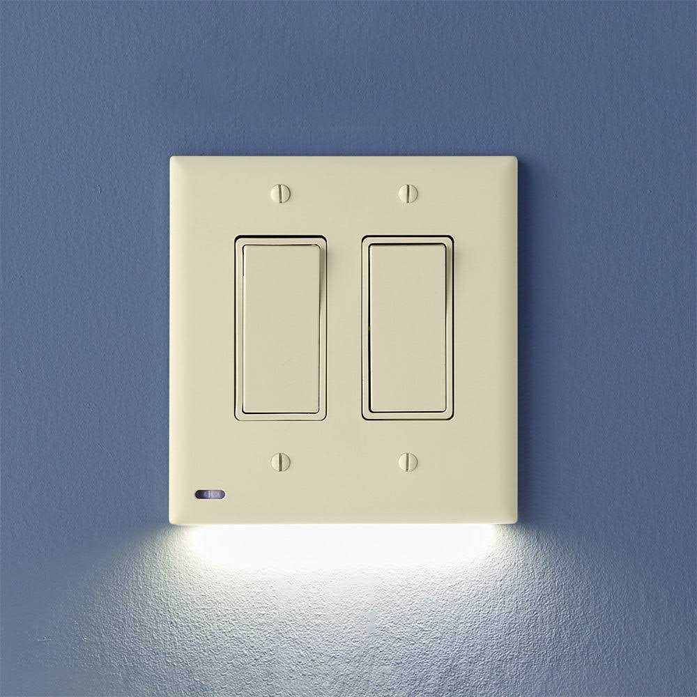 SnapPower SwitchLight Double Gang Night Light Cover Plate - Cheap Fitting