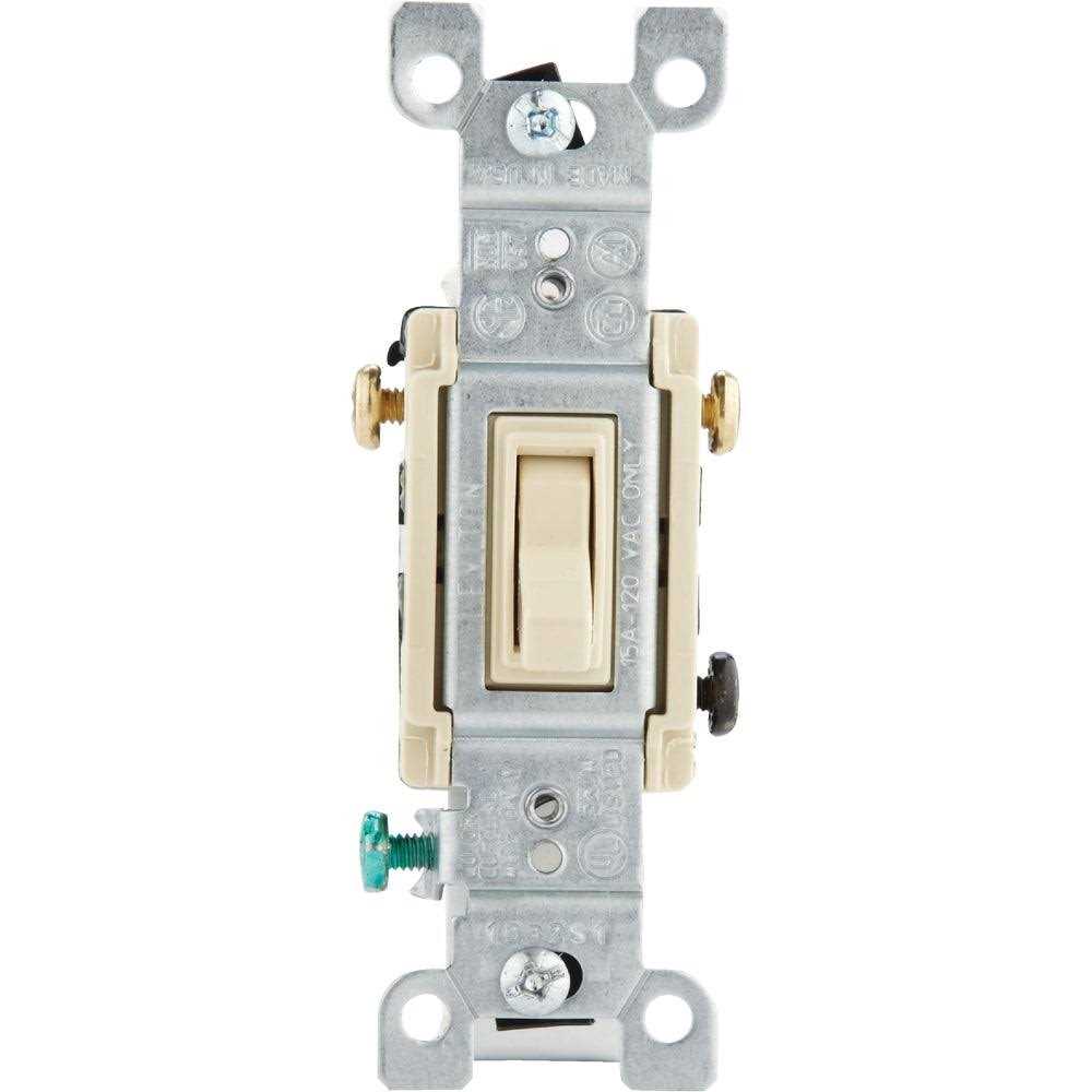 Leviton Decora Illuminated Rocker White 15A 3-Way Switch - Cheap Fitting