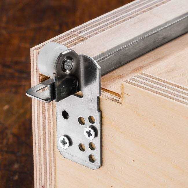 Rockler GO-EZ Universal Concealed Drawer Slide Set - Cheap Fitting