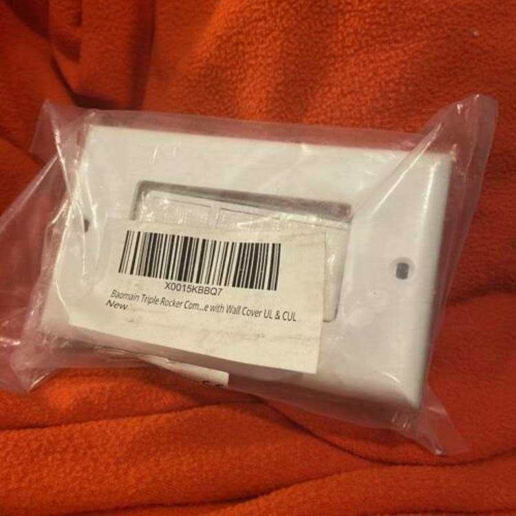 Baomain Triple Rocker Combination Switch 15 Amp 120 Volt 3 Individual Switches - Cheap Fitting